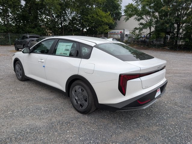2026 Kia K4 LX
