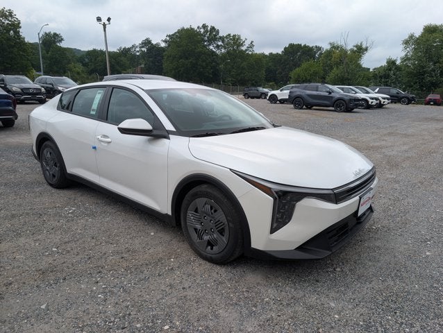 2026 Kia K4 LX