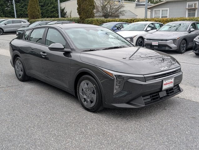 2025 Kia K4 LX
