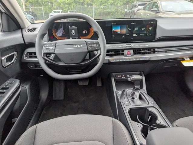 2026 Kia K4 LX
