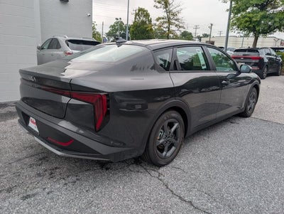 2026 Kia K4 LXS