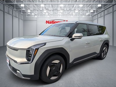 2026 Kia EV9 Light Long Range