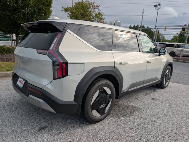2026 Kia EV9 Light Long Range
