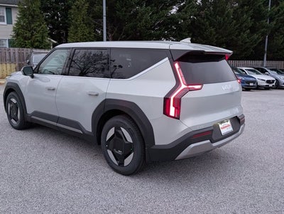 2026 Kia EV9 Light Long Range