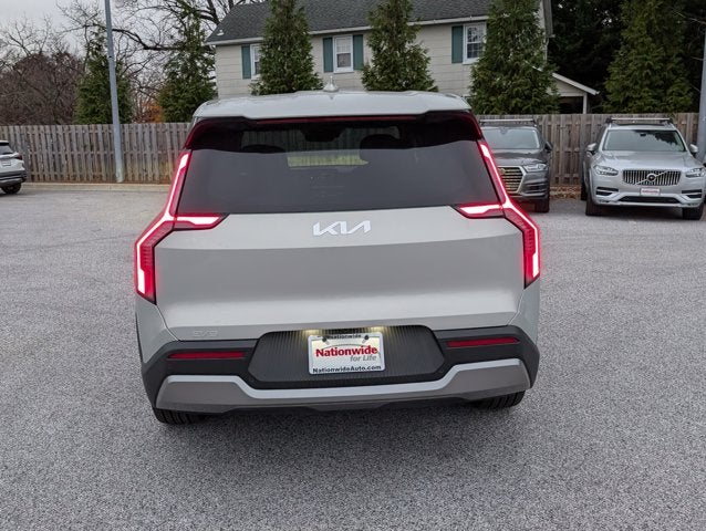 2026 Kia EV9 Light Long Range
