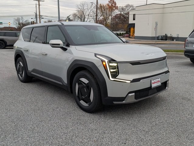 2026 Kia EV9 Light Long Range