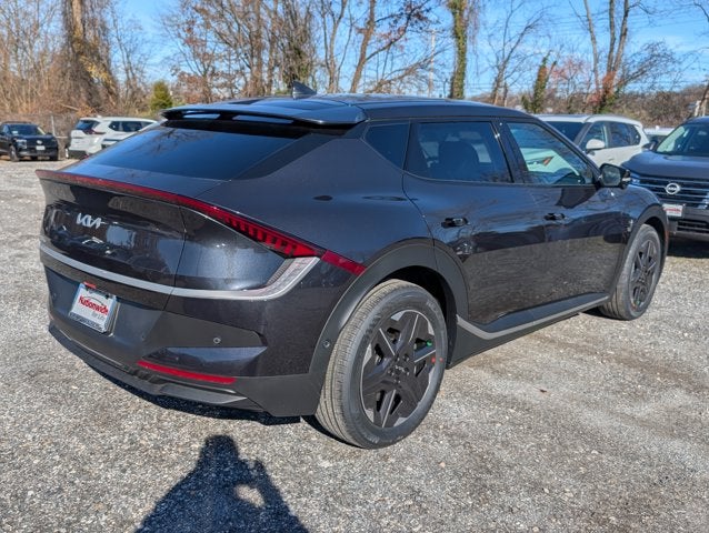 2025 Kia EV6 Light Long Range