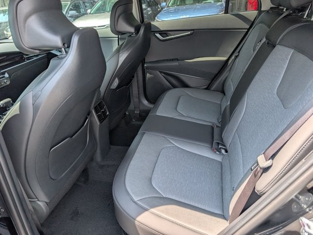 2026 Kia Niro SX