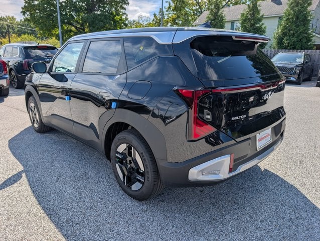 2027 Kia Seltos LX