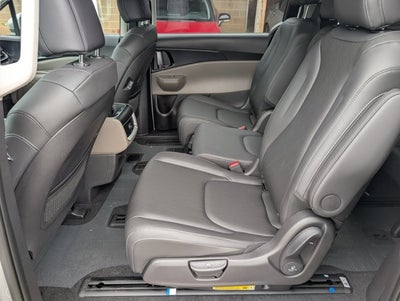 2027 Kia Carnival Hybrid LXS