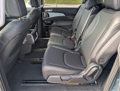 2027 Kia Carnival Hybrid SX