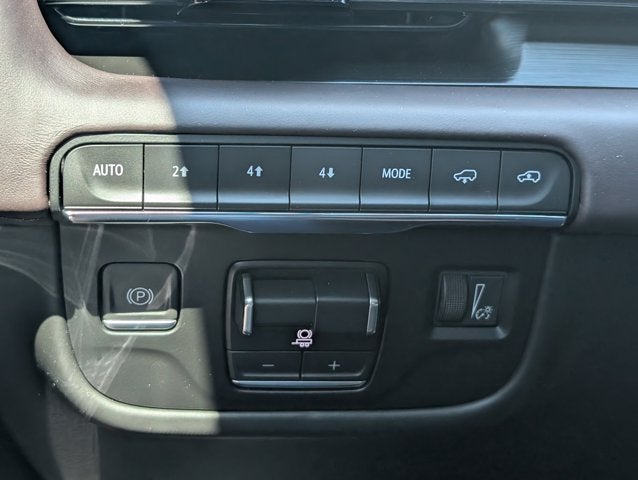 2023 Cadillac Escalade 4WD Sport Platinum