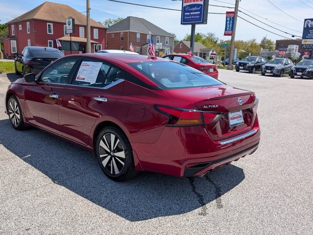 2022 Nissan Altima 2.5 SV