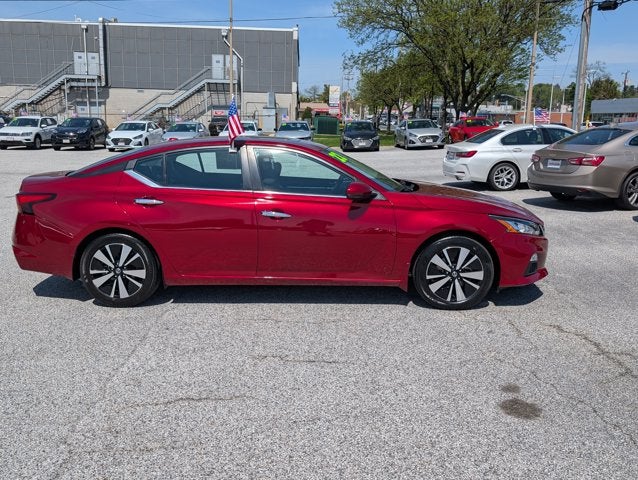 2022 Nissan Altima 2.5 SV