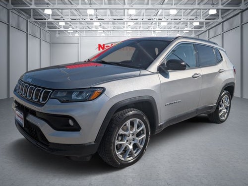 2022 Jeep Compass Latitude Lux