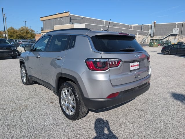 2022 Jeep Compass Latitude Lux