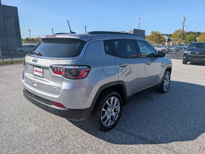 2022 Jeep Compass Latitude Lux