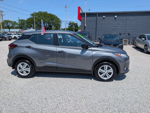 2025 Nissan Kicks Play S