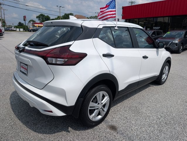 2024 Nissan Kicks S