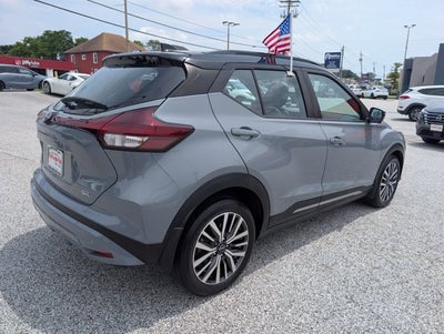 2023 Nissan Kicks SR
