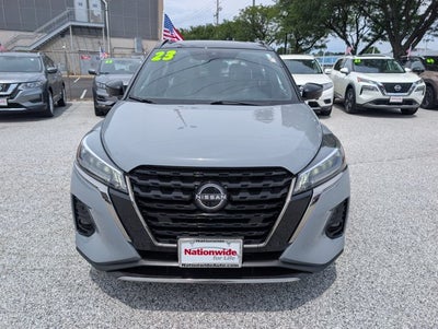 2023 Nissan Kicks SR