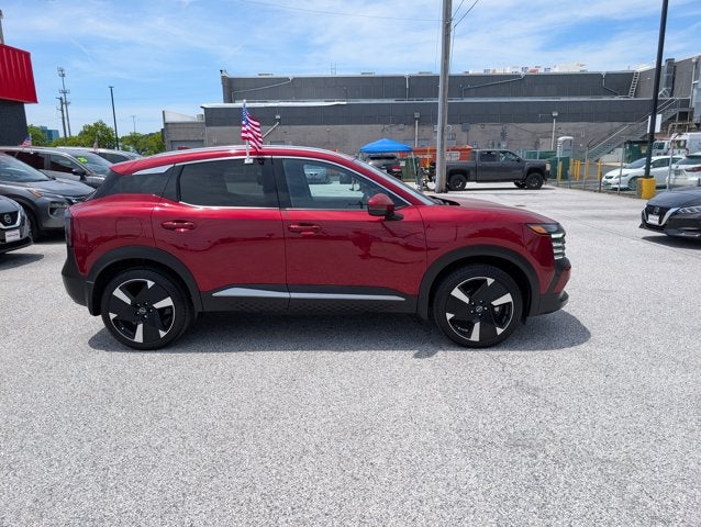 2025 Nissan Kicks SR