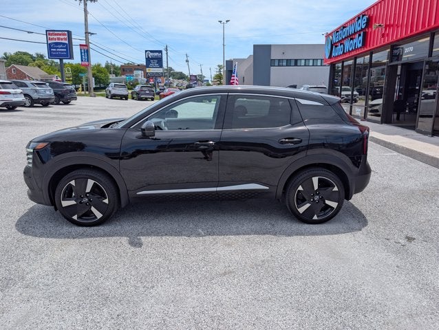 2025 Nissan Kicks SR