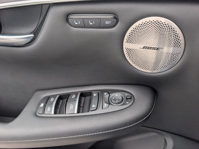 2023 INFINITI QX50 LUXE