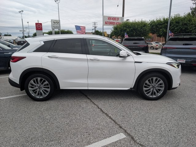 2023 INFINITI QX50 LUXE