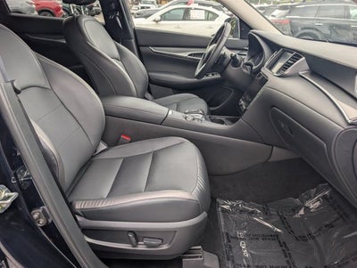 2024 INFINITI QX50 LUXE