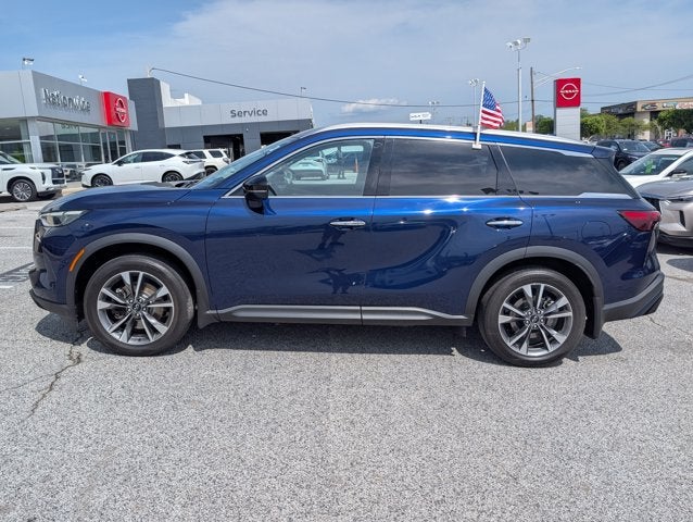 2023 INFINITI QX60 LUXE