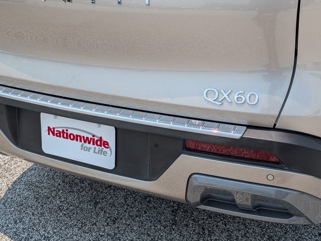 2022 INFINITI QX60 LUXE