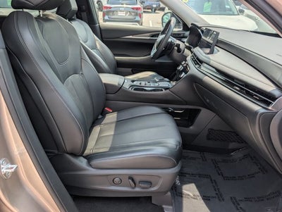 2022 INFINITI QX60 LUXE