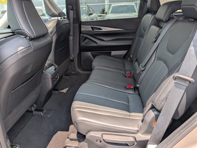 2022 INFINITI QX60 LUXE