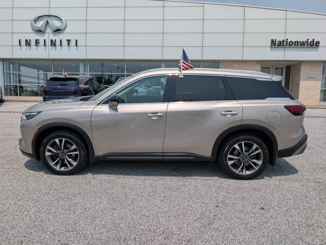2022 INFINITI QX60 LUXE