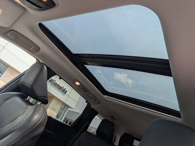 2022 INFINITI QX60 LUXE