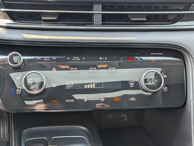 2022 INFINITI QX60 LUXE