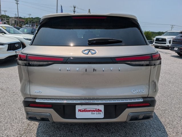 2022 INFINITI QX60 LUXE