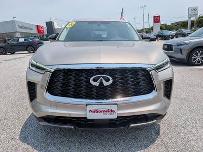 2022 INFINITI QX60 LUXE