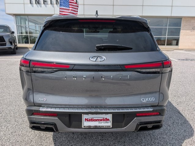 2023 INFINITI QX60 LUXE