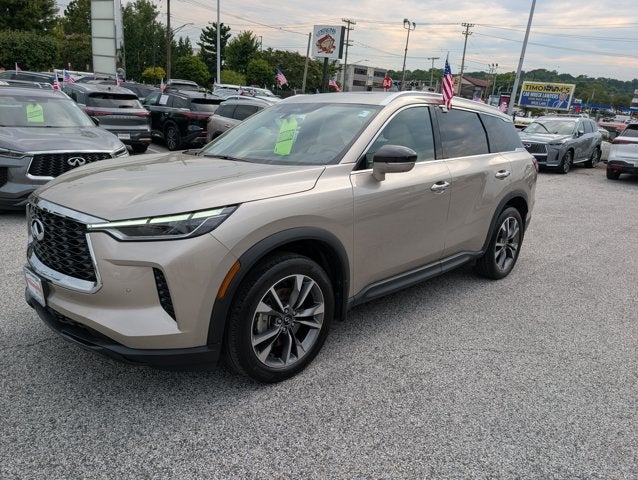 2024 INFINITI QX60 LUXE