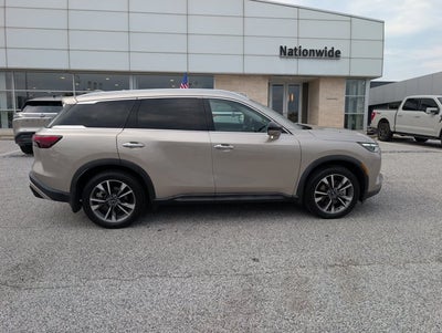 2024 INFINITI QX60 LUXE
