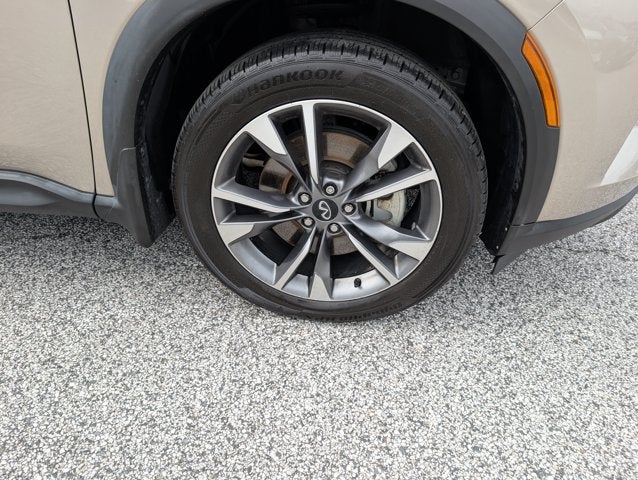 2024 INFINITI QX60 LUXE
