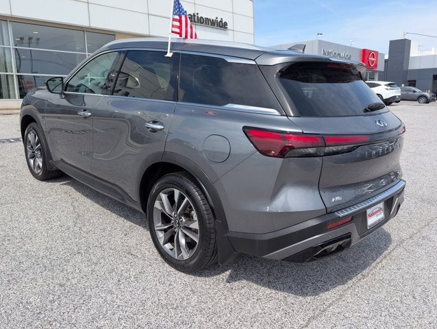 2023 INFINITI QX60 LUXE