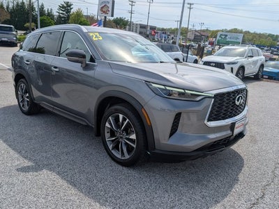 2023 INFINITI QX60 LUXE