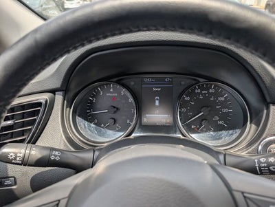 2022 Nissan Rogue Sport SV