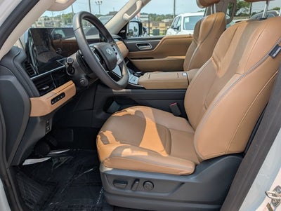 2026 INFINITI QX80 LUXE