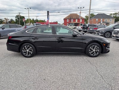 2023 Hyundai Sonata Hybrid Blue
