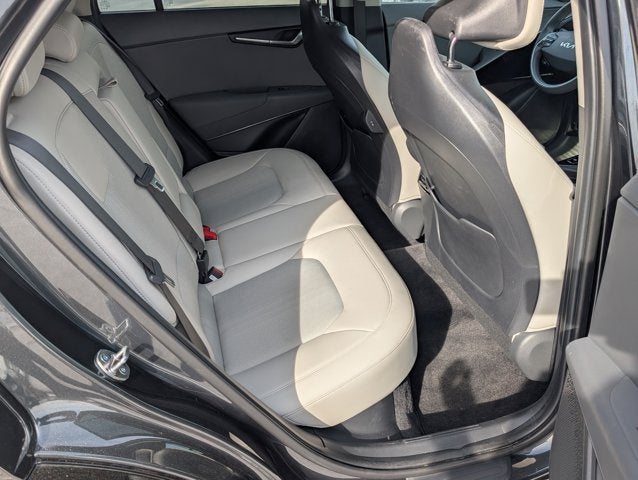 2024 Kia Niro EX Touring