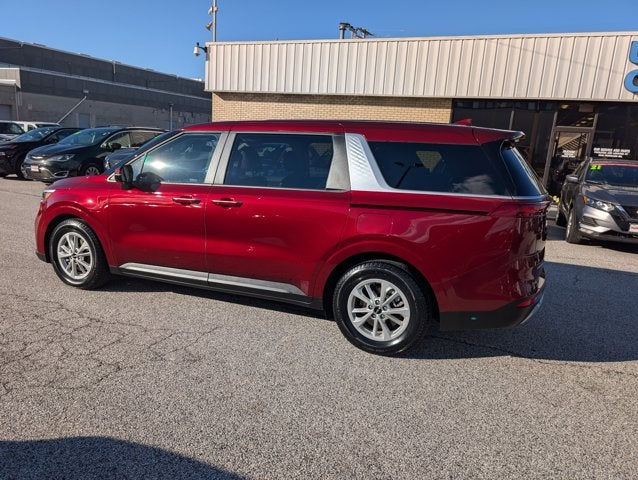 2024 Kia Carnival LX